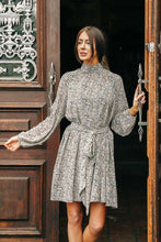 Load image into Gallery viewer, Vero Moda Patterned Short Dress
