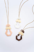 Load image into Gallery viewer, Giza Necklace in Blush
